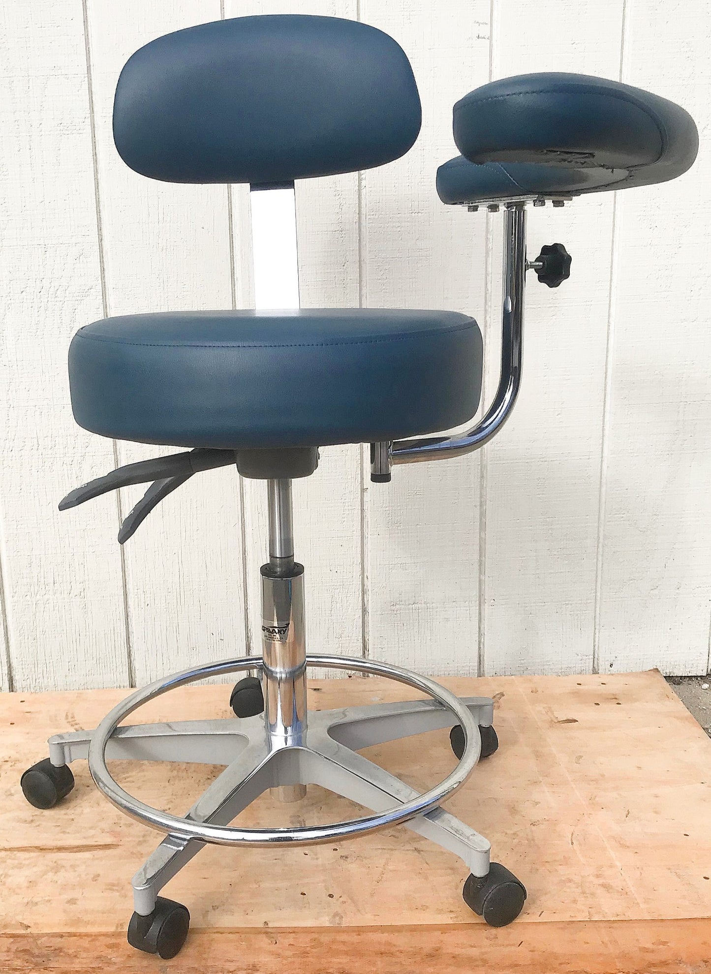 GALAXY EXAM ADJUSTABLE AIR LIFT MEDICAL DENTAL TATOO VET STOOL CHAIR FREESHIP