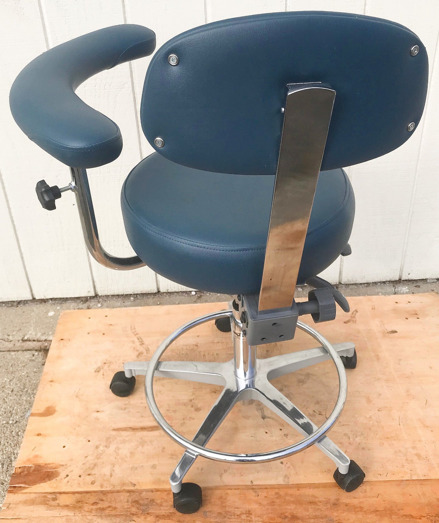 GALAXY EXAM ADJUSTABLE AIR LIFT MEDICAL DENTAL TATOO VET STOOL CHAIR FREE SHIP