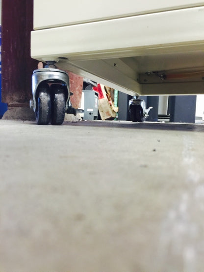 FORMA INCUBATOR Water Jacketed Double Stack Model 3110 CO2 Wheels PERFECT Condit