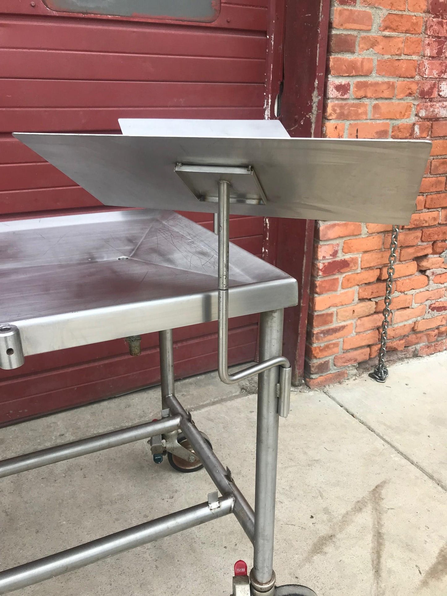 LIPSHAW CADAVER CART AUTOPSY TABLE DEER HUNT HOSPITAL VETERINARY FUNERARY FREESH