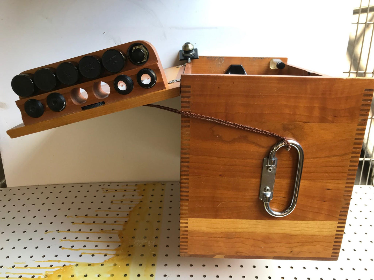 RARE VINTAGE BAUSH LOMB BRASS OBJECTIVES MICROSCOPE ORIGINAL WOOD CASE FREE SHIP