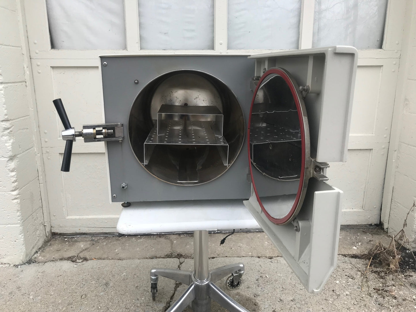 NEW TUTTNAUER 3850 AUTOCLAVE FREE SHIP