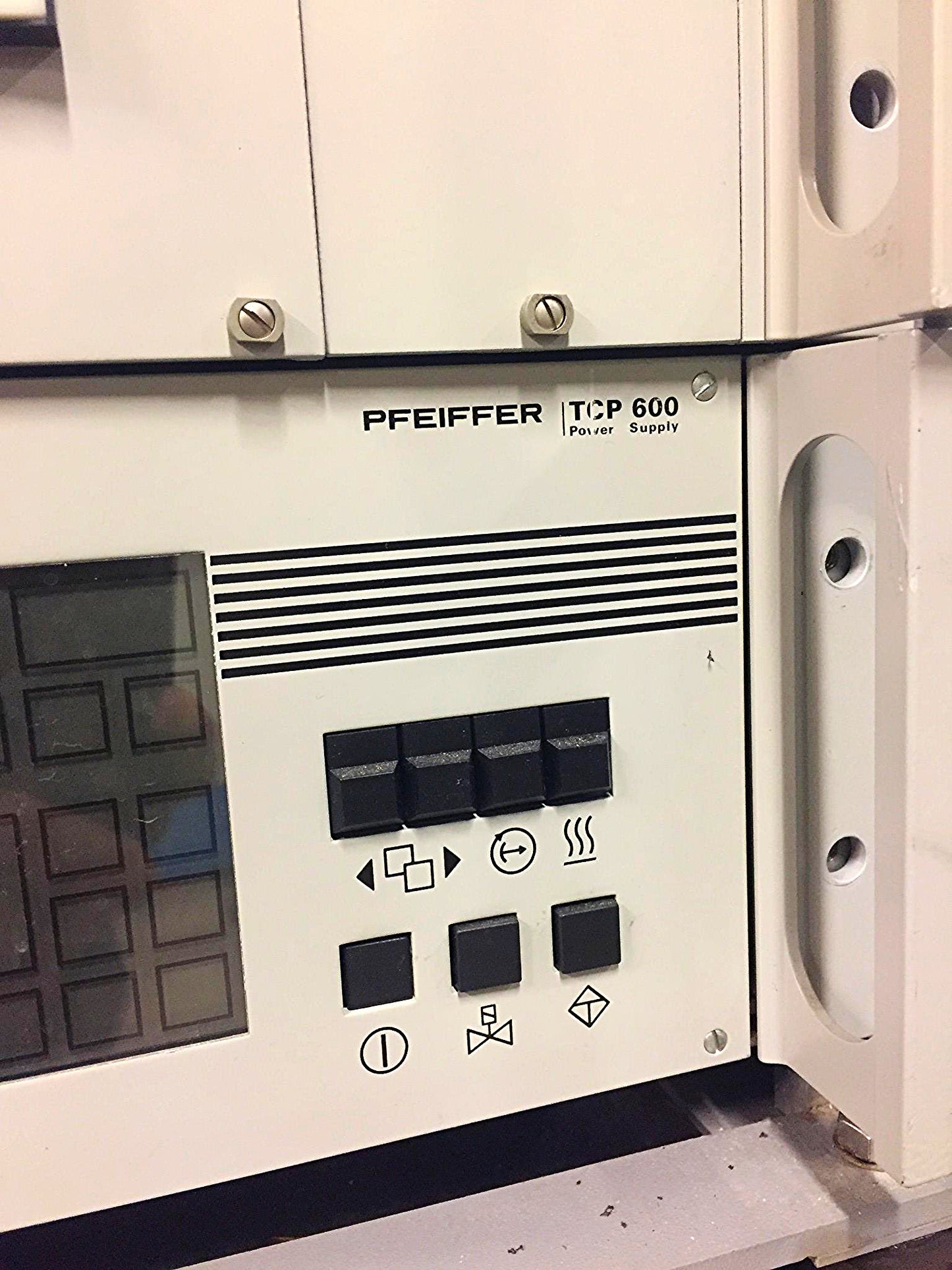 BALZERS PFEIFFER TMU 1600 TCS 130 TCP 600 TSF 012 TURBO PUMP GATE VALVE FREESHIP