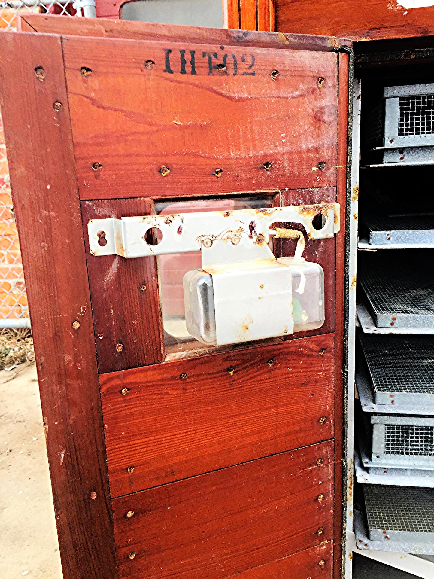 RARE PETERSIME H145 ROSEWOOD MOTORIZED EGG INCUBATOR HATCHER WATCHVIDEO FREESHIP