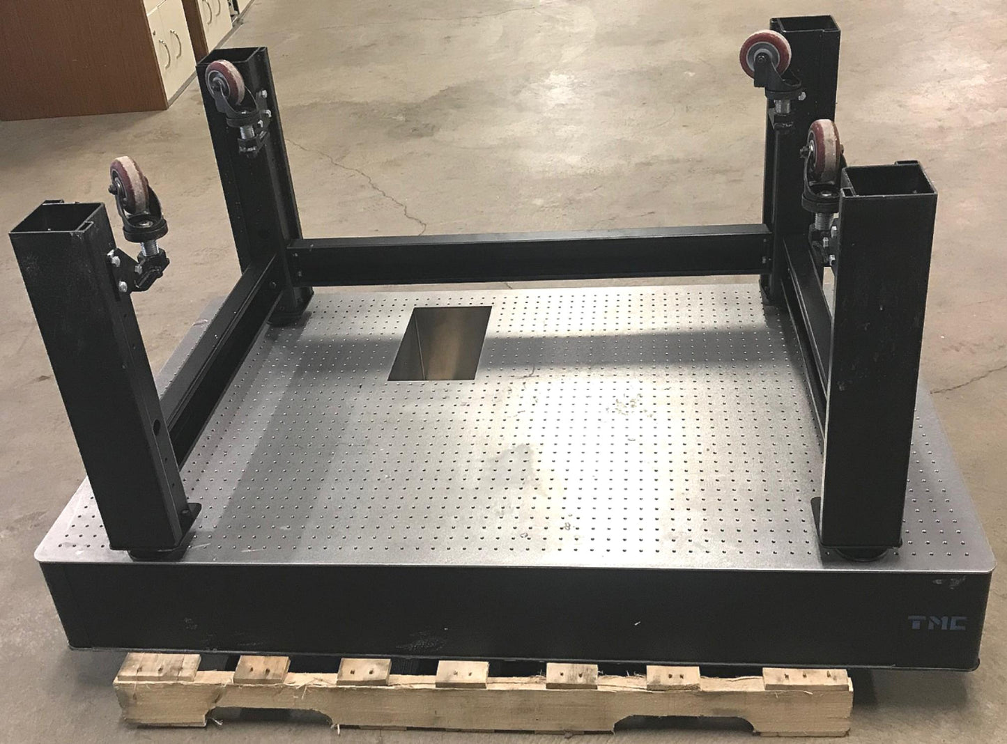 TMC CLEAN TOP II 3x5Ft HONEYCOMB BREADBOARD OPTICAL ANTIVIBRATION TABLE FREESHIP