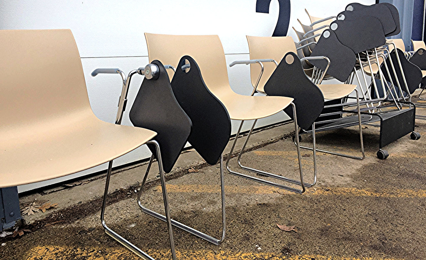 Lot 10 ARPER CATIFA 46 SLED BASE ARM CHAIR BASE WHEELS LIEVORE MOLINA FREE SHIP