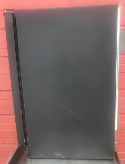 U-LINE MODEL U-BI2115B-00 15 Inch Undercounter Crescent Ice Maker FREE SHIPPING