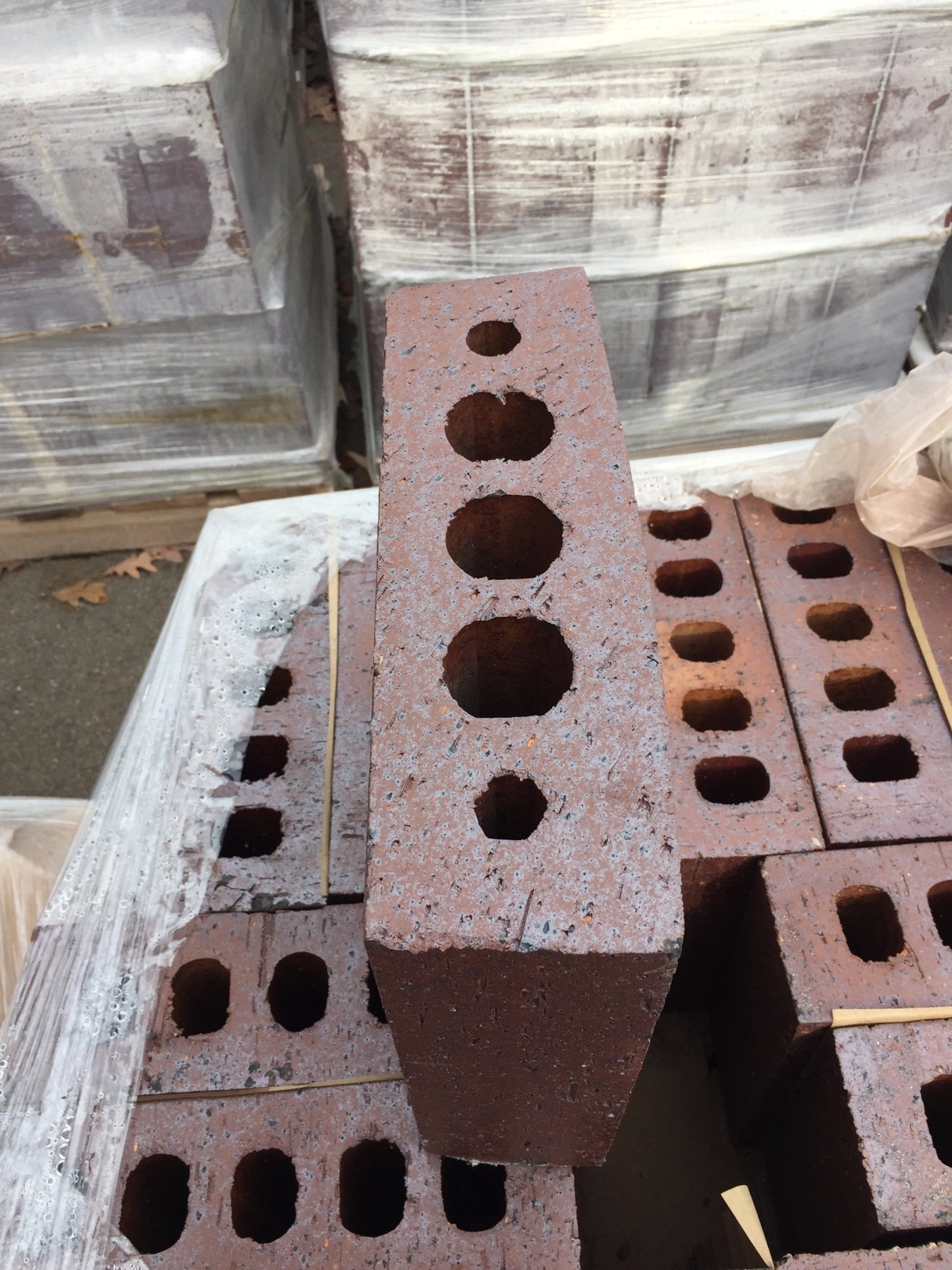 BN RARE ARCHITECTURAL REFRACTORY FIRE RESISTANT BRICK PALLET BRICKS TECH DESIGN