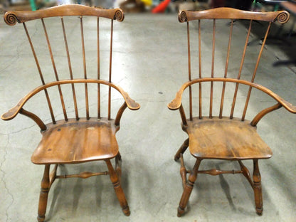 BEAUTIFUL PAIR VINTAGE WINDSOR MAPLE CHAIR SPINDLE CHAIRS CHARLOTTE FURNITURE Co