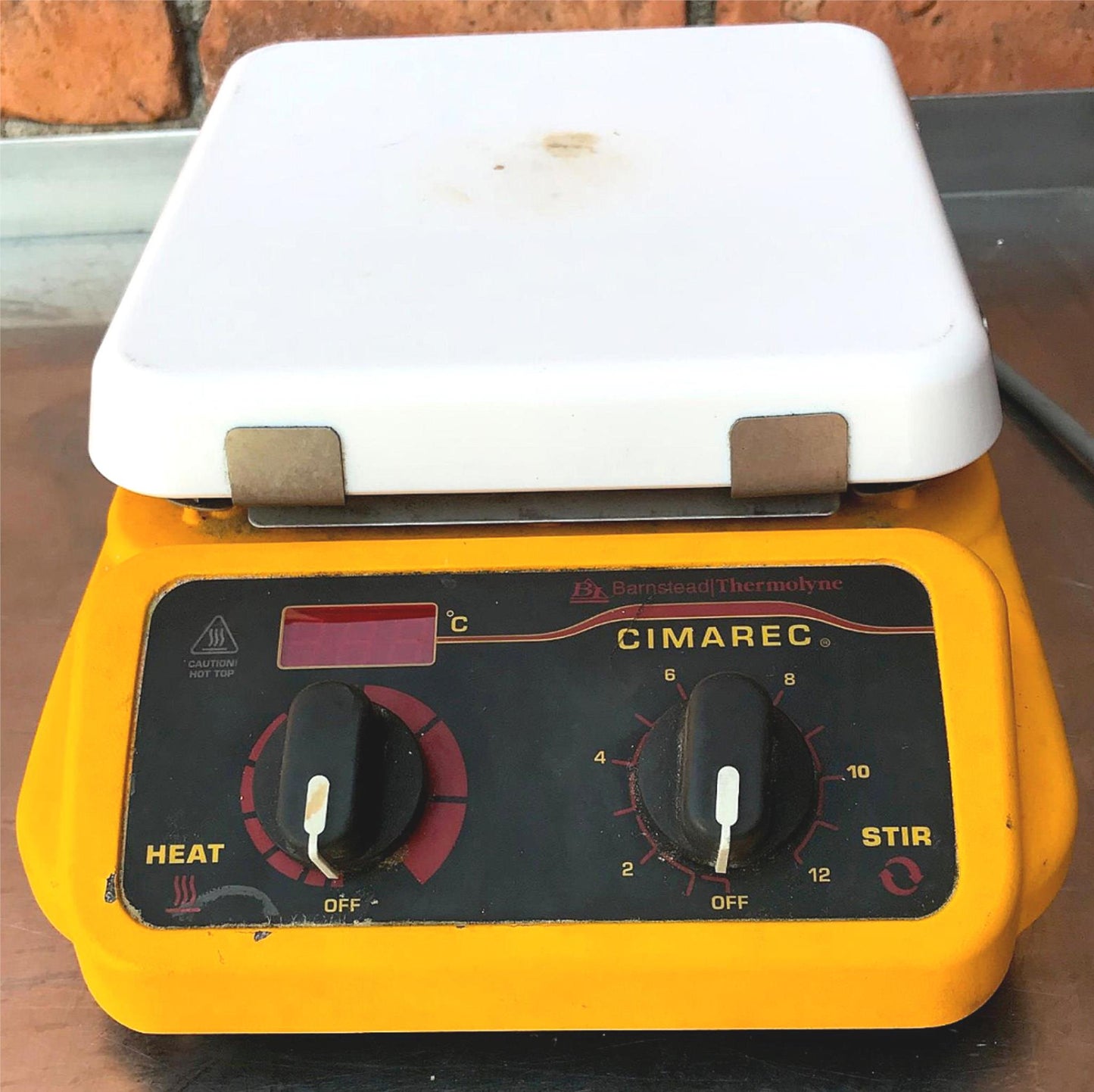 CIMAREC SP131325 DIGITAL HOTPLATE & MAGNETIC STIRRER 7.25” x 7.25” WATCH VIDEO