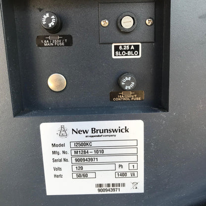 NEW BRUNSWICK EPPENDORF I2500KC REFRIGERATED SHAKER LARGE CAPAC FLOOR INCUBATOR