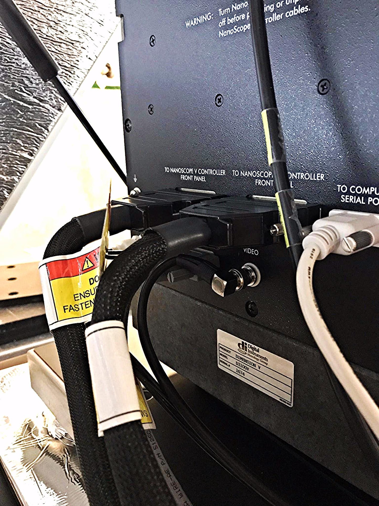 VEECO DIGITAL INSTRUMENT DIMENSION V D3100V MICROSCOPE NANOMECHANIICAL TMC TABLE