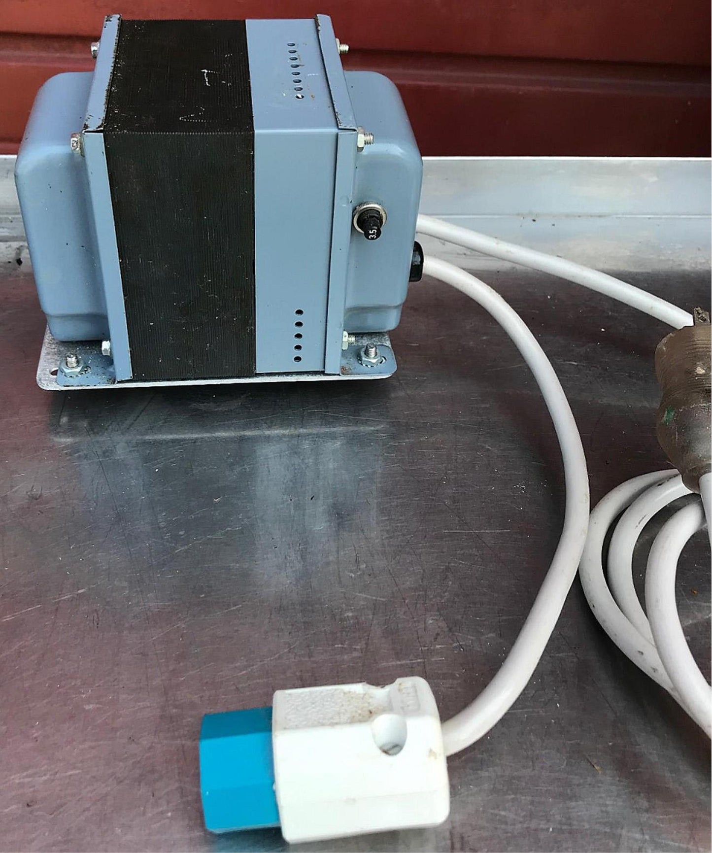 MAGNETEK TRIAD ISOLATION TRANSFORMER N-90MD MEDICAL FREE SHIPPING