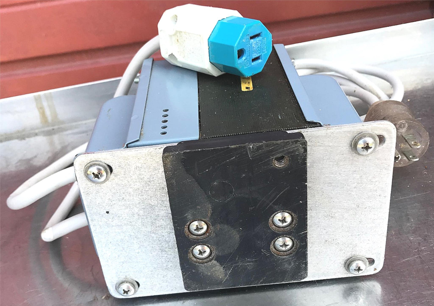 MAGNETEK TRIAD ISOLATION TRANSFORMER N-90MD MEDICAL FREE SHIPPING