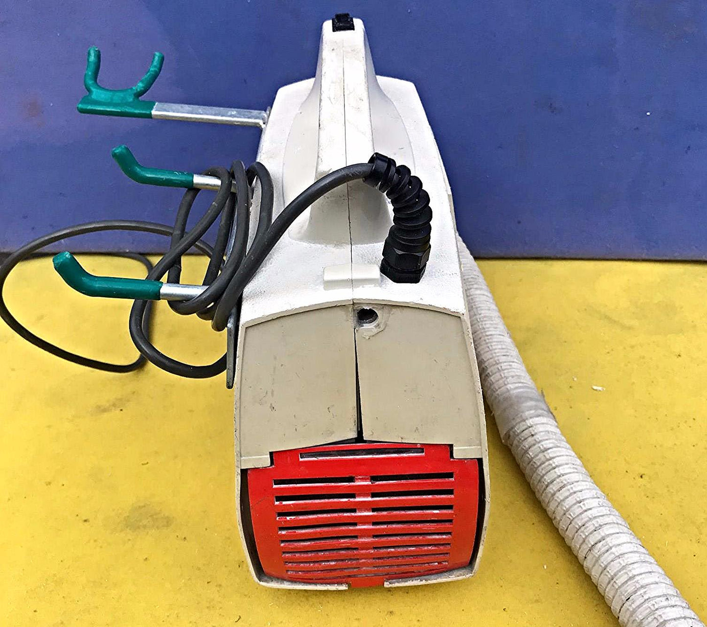 STRYKER 8208 CAST SAW CUTTER AUTOPSY INCLUDES BLADE & 865 VACUUM WATCH VIDEO