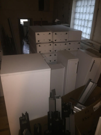 LOT OF KNOLL OFFICE FURNITURE WHITE LAMINATE  DESK LOCKER TOWER FILE CABINET