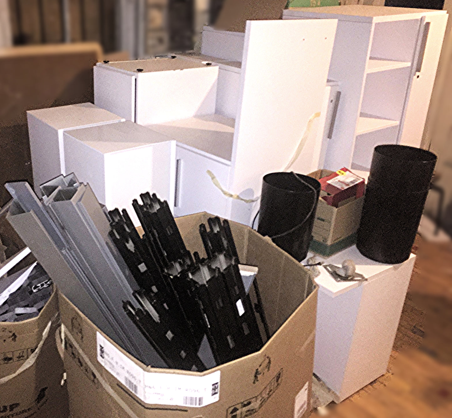 LOT OF KNOLL OFFICE FURNITURE WHITE LAMINATE  DESK LOCKER TOWER FILE CABINET