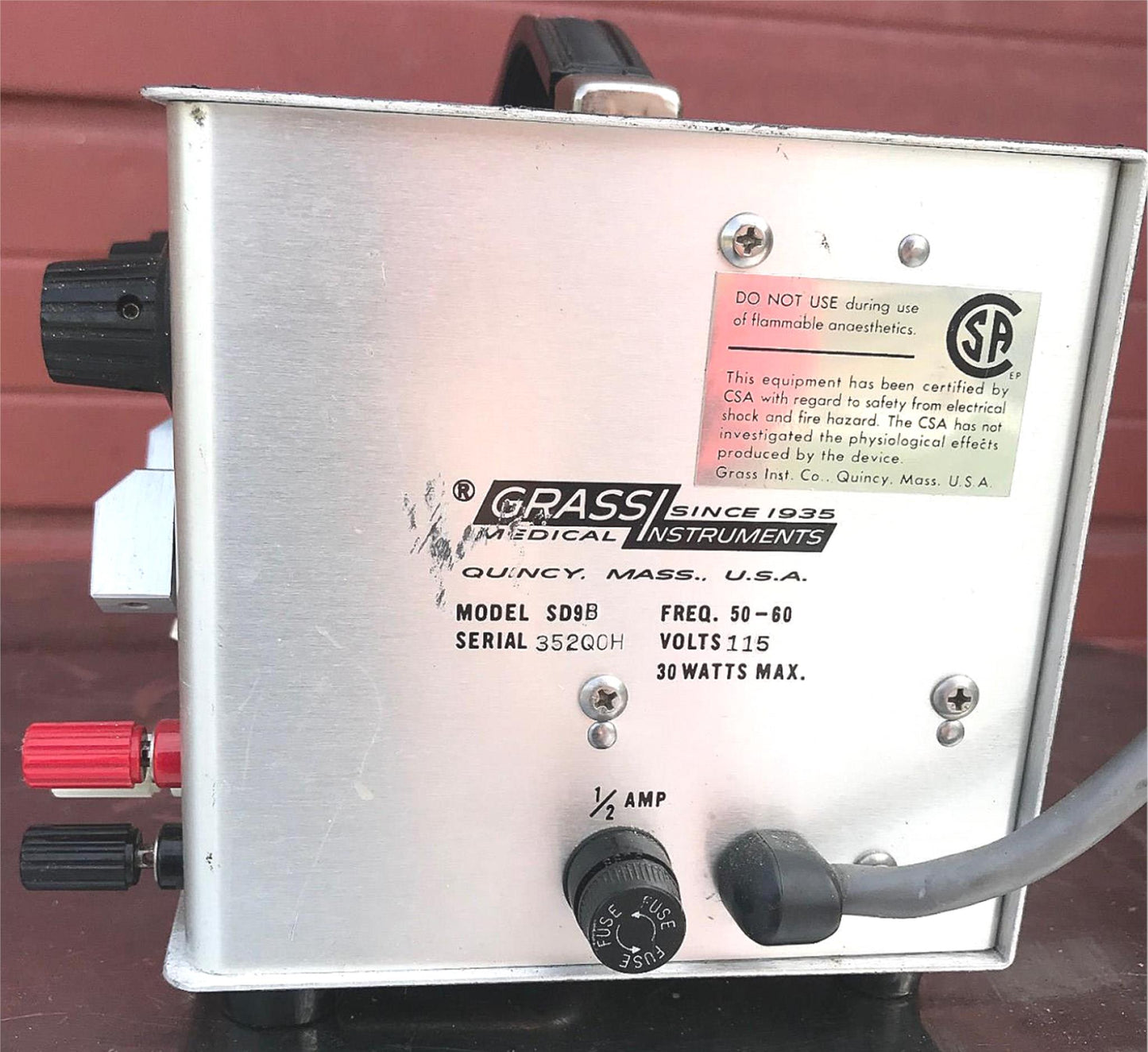 GRASS SD9B NERVE STIMULATOR NEUROLOGY 100% WORKING WATCH VIDEO FREE SHIP