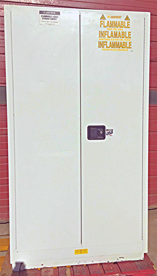 100 Liter JUSTRITE INFLAMMABLE SURE GRIP CABINET PASS THROUGH VALVE FREE SHIP