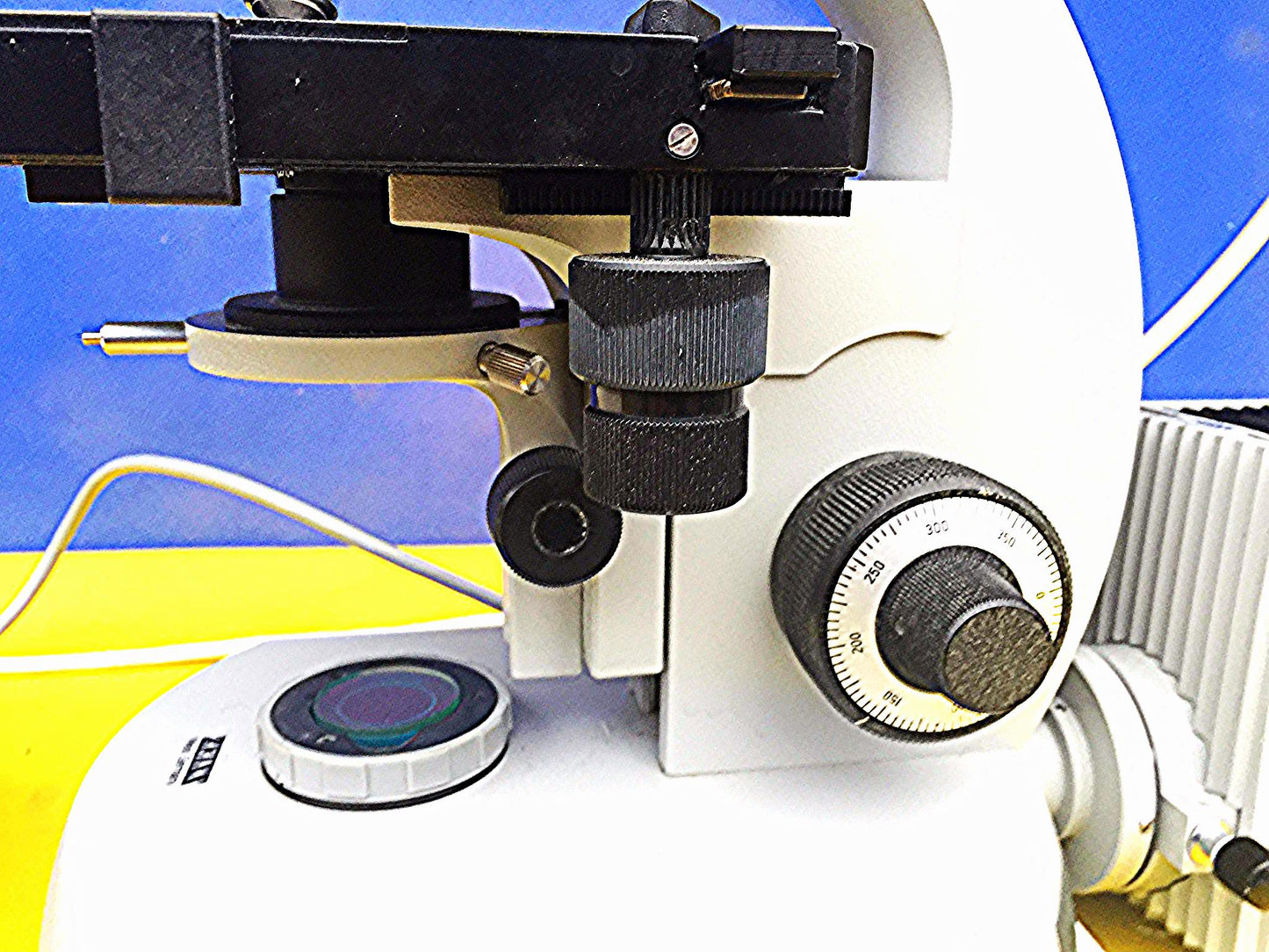 ZEISS FLUORESCENT FLUORESCENCE INSPECTION MICROSCOPE 3 OBJECTIVES WORKSPERFECTLY