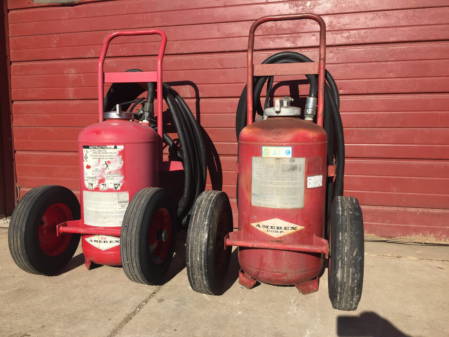 AMEREX MODEL450 NITROGEN CYLINDER ABC DRY CHEMICAL FIRE EXTINGUISHER ON WHEELS