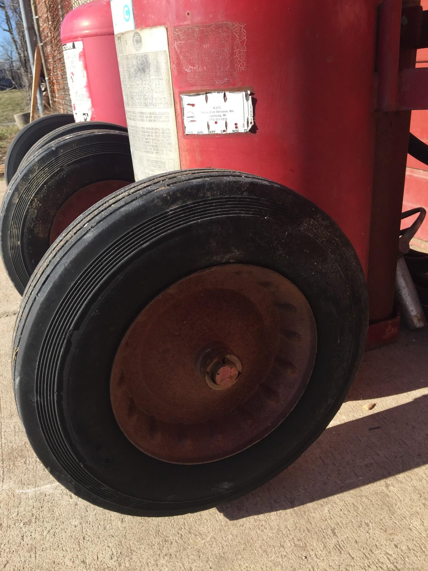 AMEREX MODEL450 NITROGEN CYLINDER ABC DRY CHEMICAL FIRE EXTINGUISHER ON WHEELS