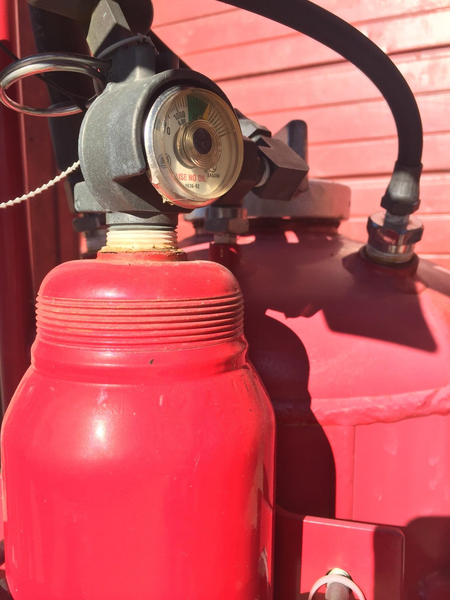 AMEREX MODEL450 NITROGEN CYLINDER ABC DRY CHEMICAL FIRE EXTINGUISHER ON WHEELS