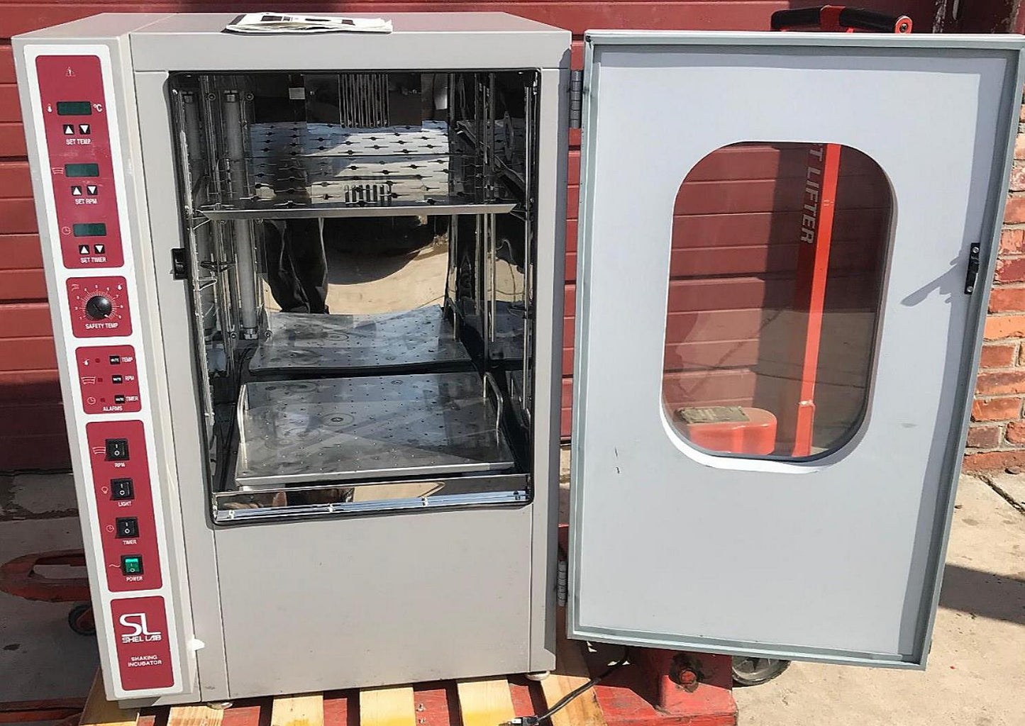 VWR SI6 LARGECAPACITYDIGITAL FLOOR INCUBATOR SHAKER WARRANTY WATCHVIDEO FREESHIP