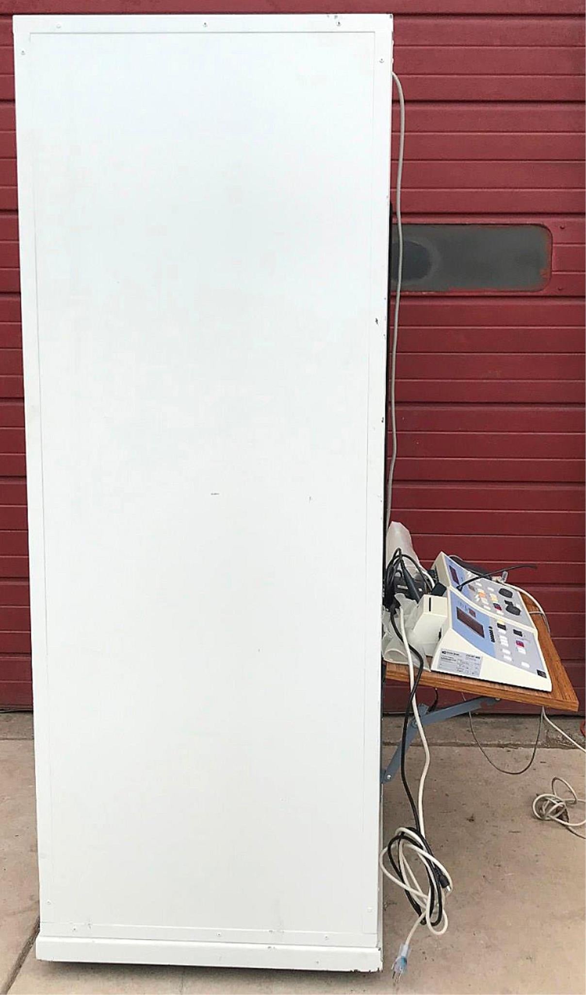 INTERACOUSTICS AT235 AUDIOMETER w/ PROBE & AD229 SOUND CHAMBER BOOTH WATCH VIDEO