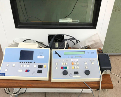 INTERACOUSTICS AT235 AUDIOMETER w/ PROBE & AD229 SOUND CHAMBER BOOTH WATCH VIDEO