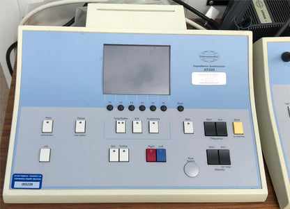 INTERACOUSTICS AT235 AUDIOMETER w/ PROBE & AD229 SOUND CHAMBER BOOTH WATCH VIDEO