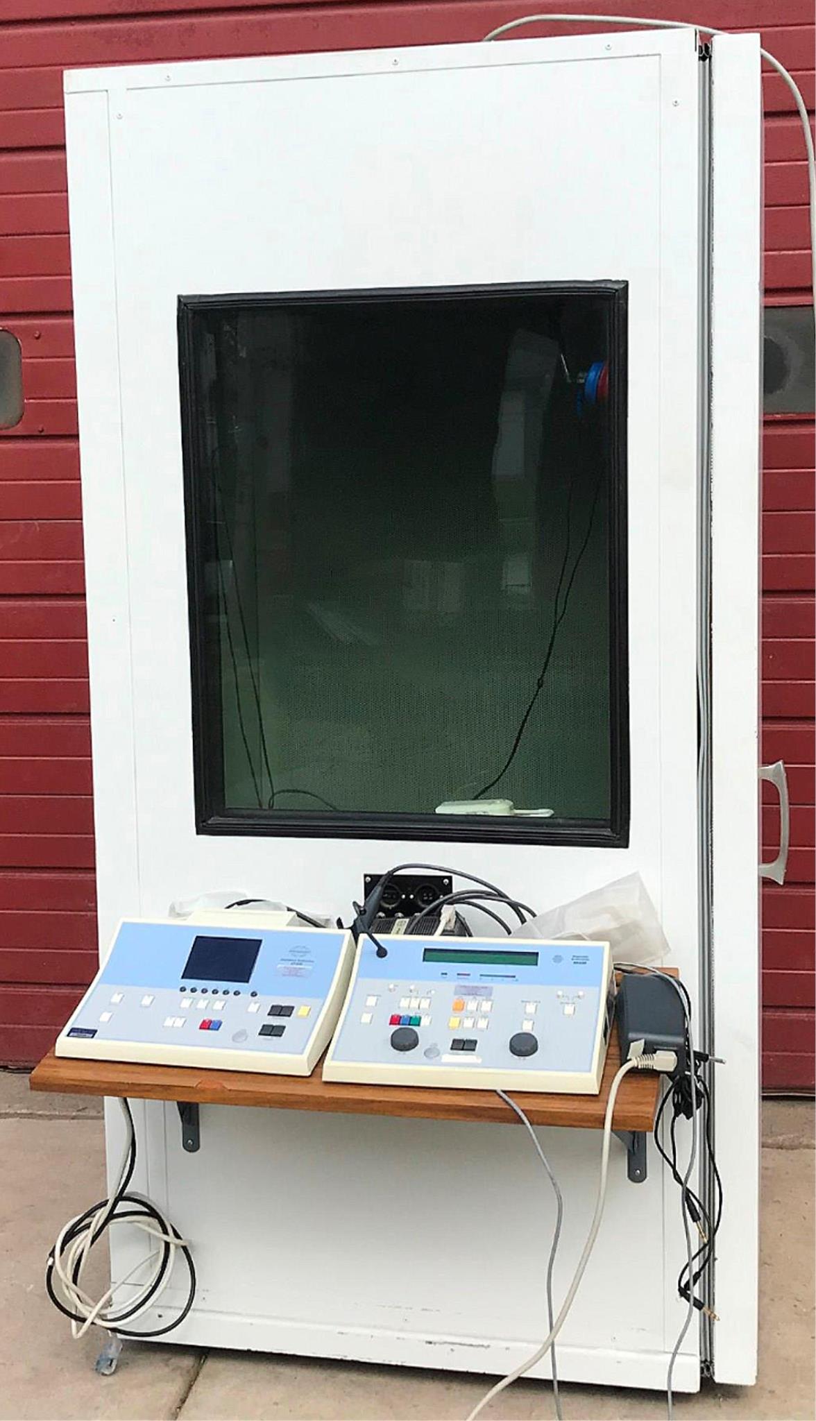 INTERACOUSTICS AT235 AUDIOMETER w/ PROBE & AD229 SOUND CHAMBER BOOTH WATCH VIDEO