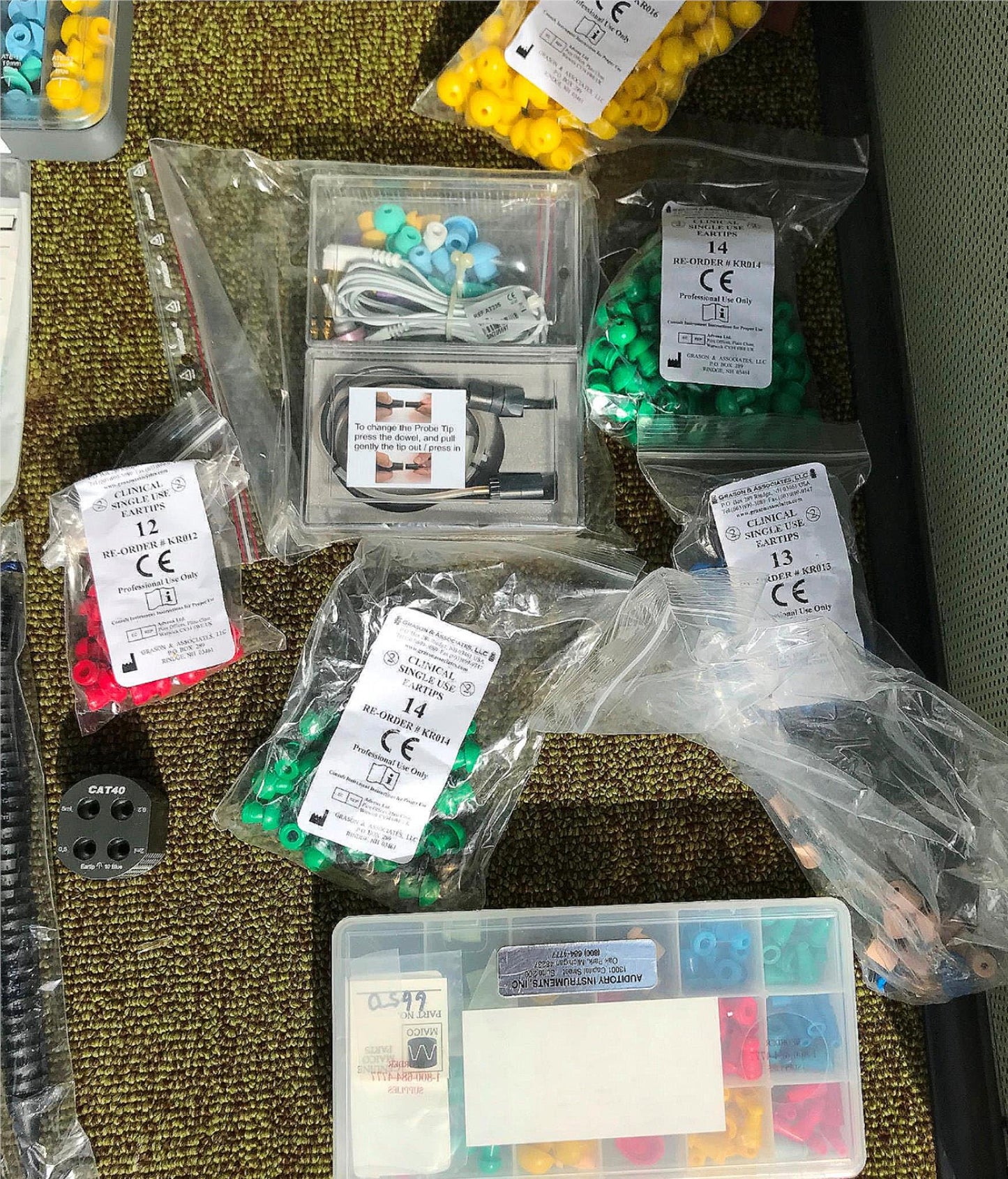 INTERACOUSTICS AT235 AUDIOMETER w/ PROBE & AD229 SOUND CHAMBER BOOTH WATCH VIDEO