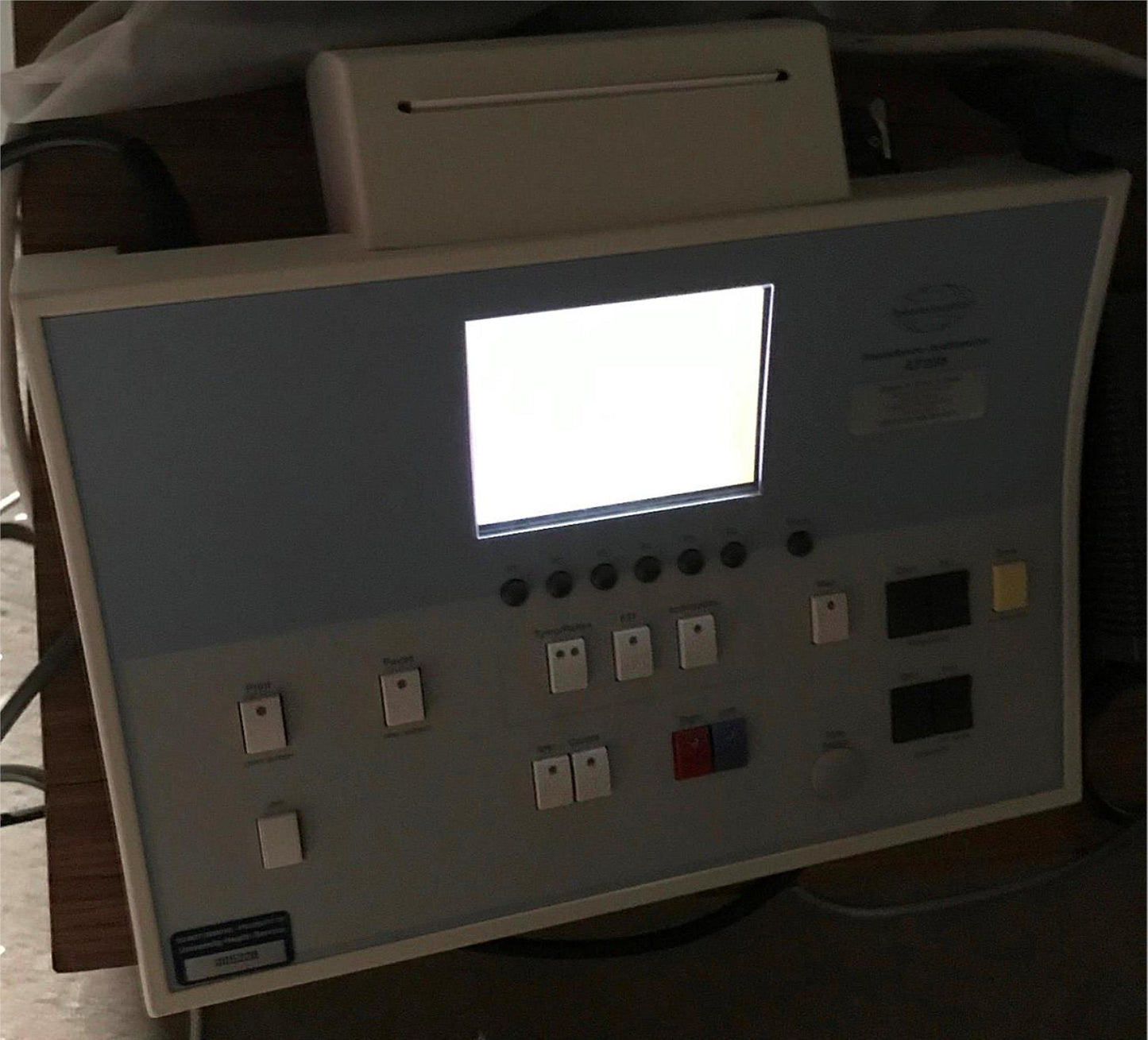 INTERACOUSTICS AT235 AUDIOMETER w/ PROBE & AD229 SOUND CHAMBER BOOTH WATCH VIDEO