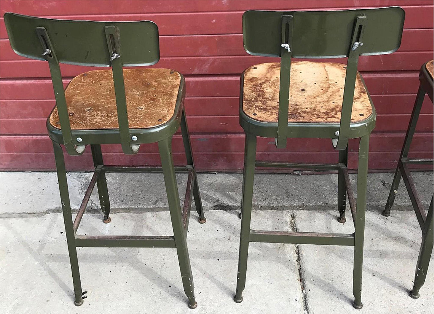 VINTAGE SET 4 GREEN LYON STOOL PRESSED DOVE GRAY WOOD STEEL ADJUST BACK FREESHIP