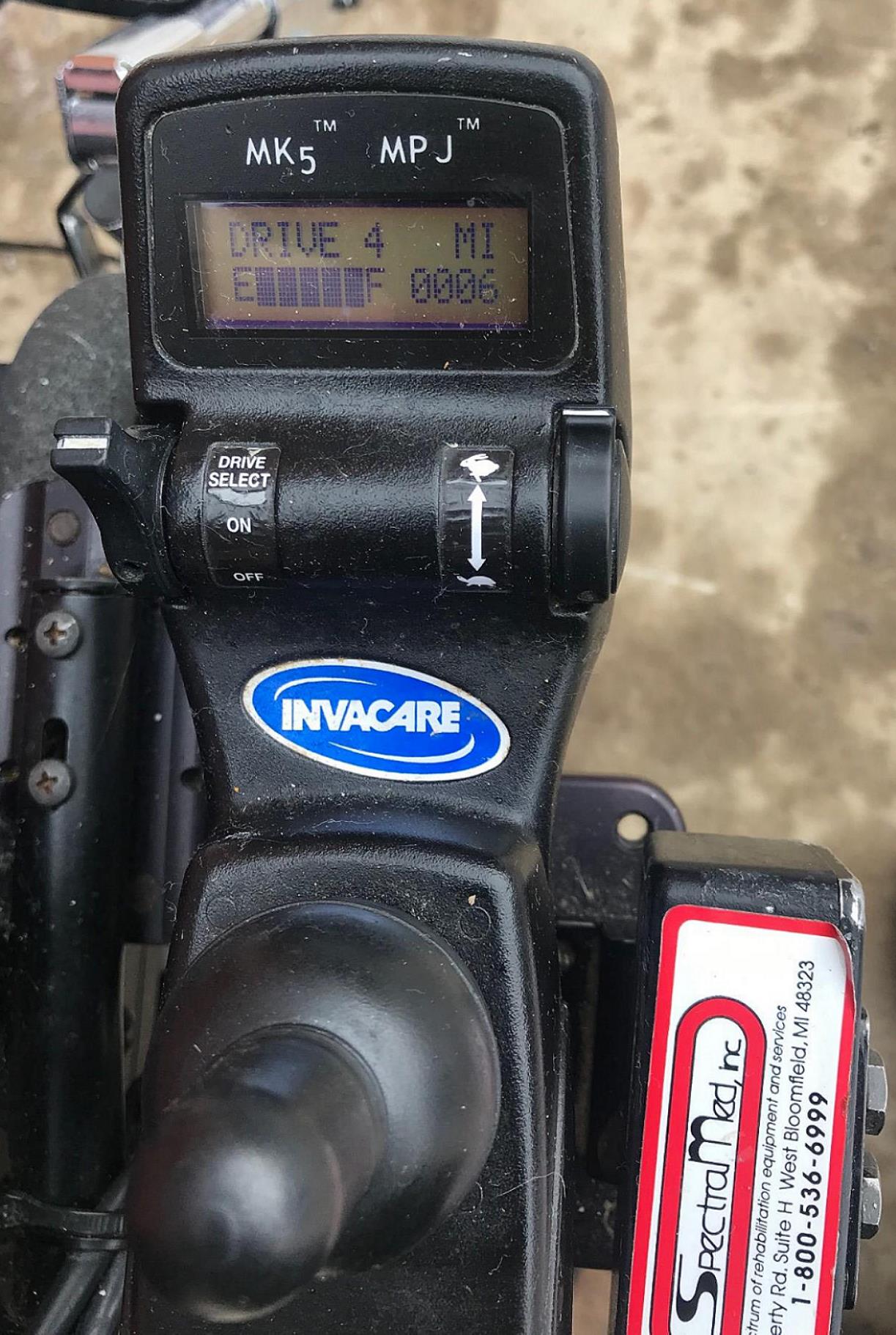 INVACARE PRONTO SURE STEP M71 SUPER TILT WHEELCHAIR CHARGER & BATTERY WATCHVIDEO