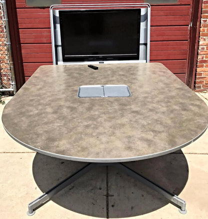 STEELCASE MEDIASCAPE SP106-101 & 5 VIRTUAL PUCKs NEC HDMI E422(L420UT CONFERENCE