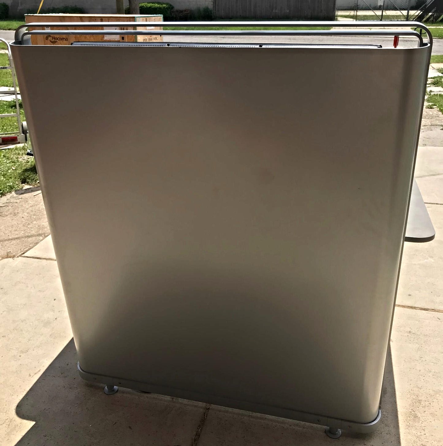 STEELCASE MEDIASCAPE SP106-101 & 5 VIRTUAL PUCKs NEC HDMI E422(L420UT CONFERENCE