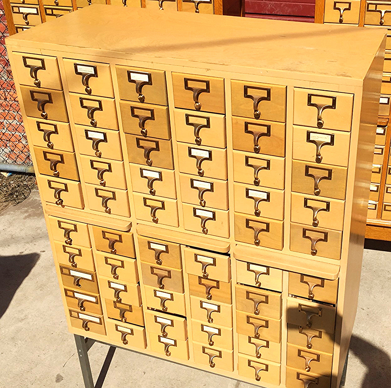 RARE 1950s VINTAGE 60 DRAWER LIBRARY INDEX CARD CABINET 60 x 42.5 x 18 FREE SHIP