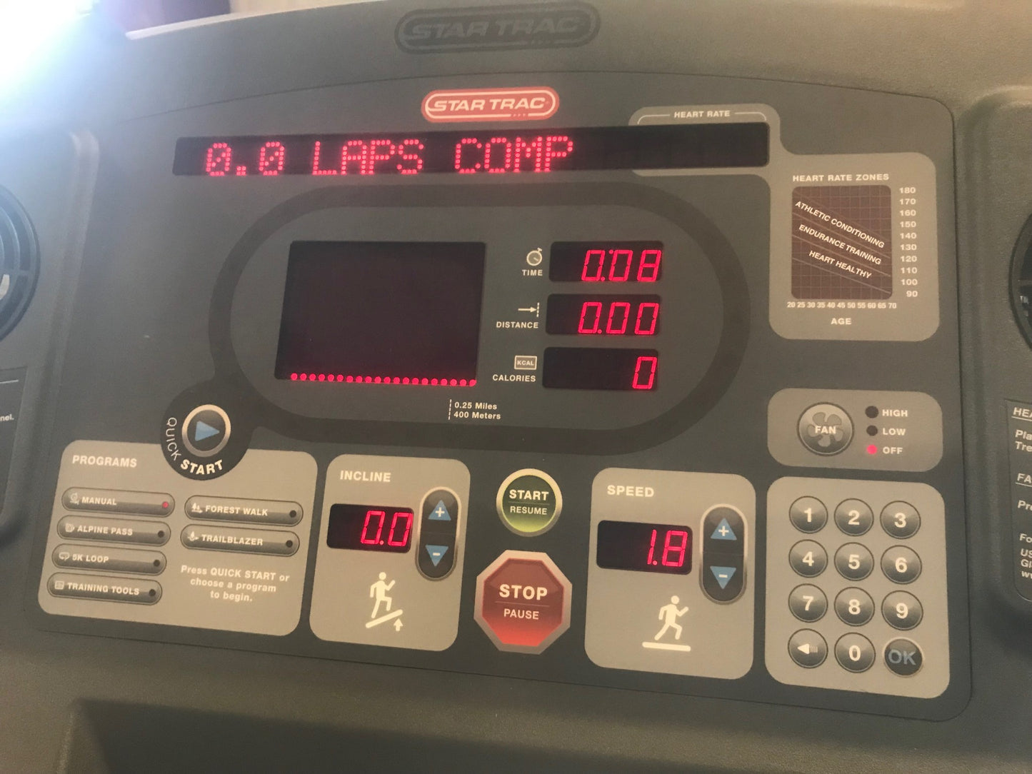 STAR TRAC PRO 7631 HEAVY DUTY TREADMILL with ORIGINAL RUNNING BELT WATCH VIDEO