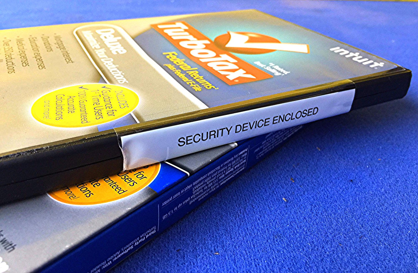 BRAND NEW INSIDE SEALED BOX 2011 TURBOTAX DELUXE FEDERAL RETURNS PLUS E-File