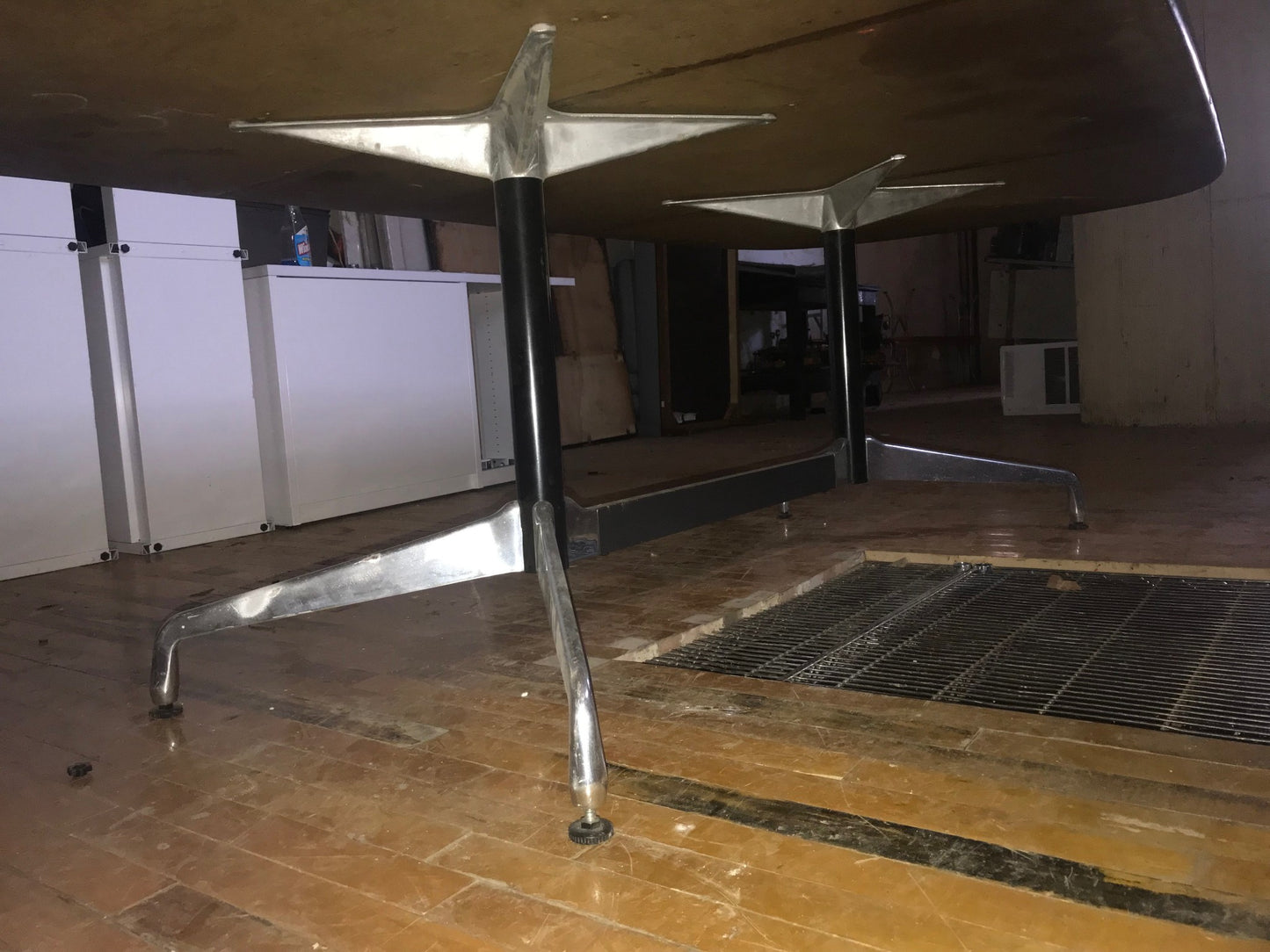 test HERMAN MILLER TABLE CONFERENCE