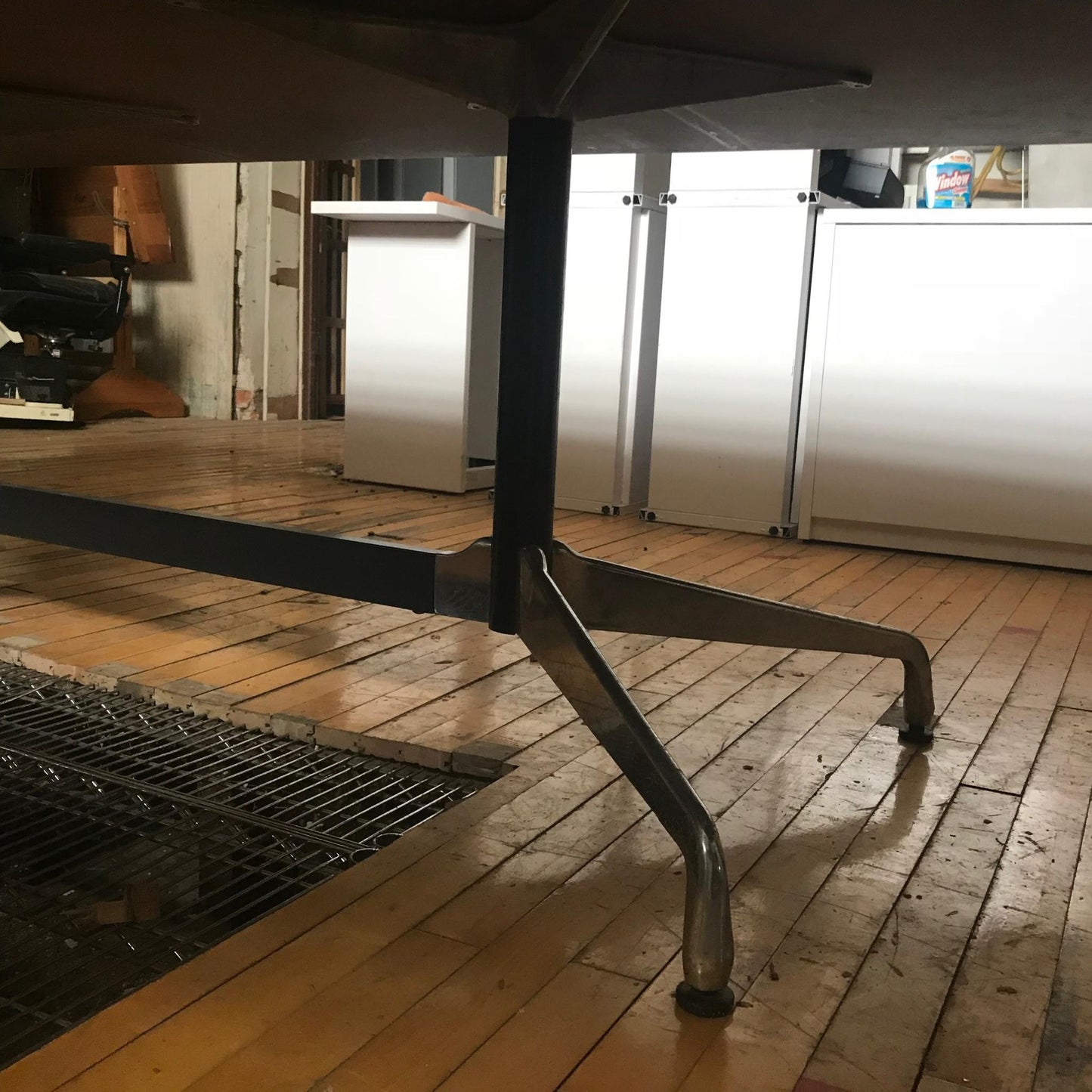 test HERMAN MILLER TABLE CONFERENCE