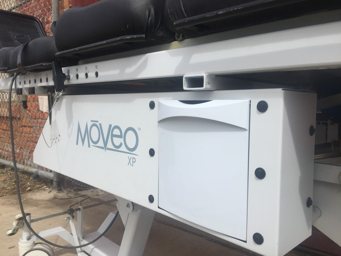 CHATTANOOGA MOVEO™ XP 8080 PHYSICAL THERAPY REHAB TABLE WATCH VIDEO FREE SHIP