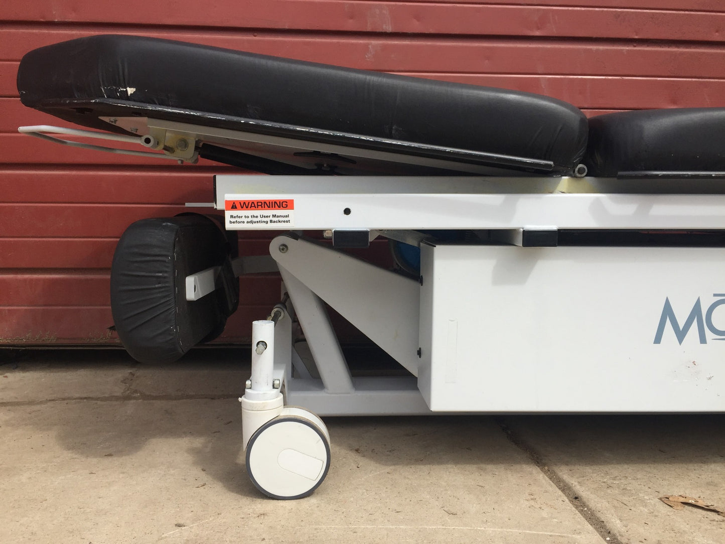 CHATTANOOGA MOVEO™ XP 8080 PHYSICAL THERAPY REHAB TABLE WATCH VIDEO FREE SHIP