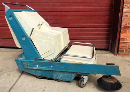 TENNANT 140-E NOBLES SCOUT 37B WALK BEHIND AUTO POWER SWEEPER WATCHVIDEOFREESHIP