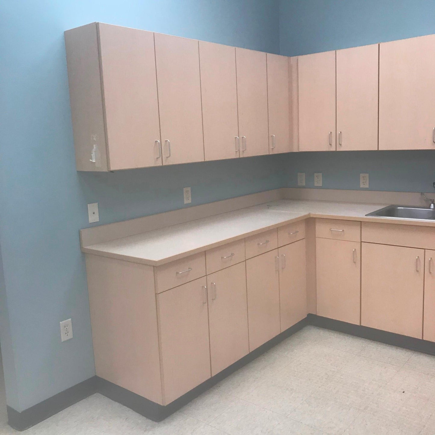 LOT OF SINK LAB DENTAL CLINIC HOSPITAL FURNITURE CABINETRY FREE SHIP WATCH VIDEO