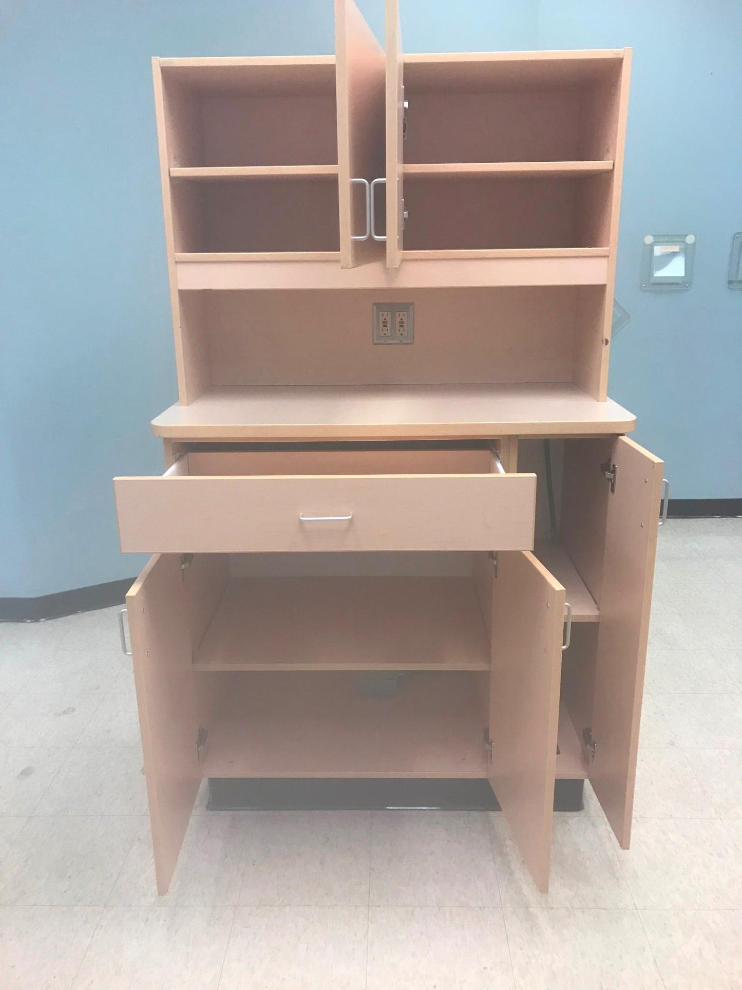 LOT OF SINK LAB DENTAL CLINIC HOSPITAL FURNITURE CABINETRY FREE SHIP WATCH VIDEO