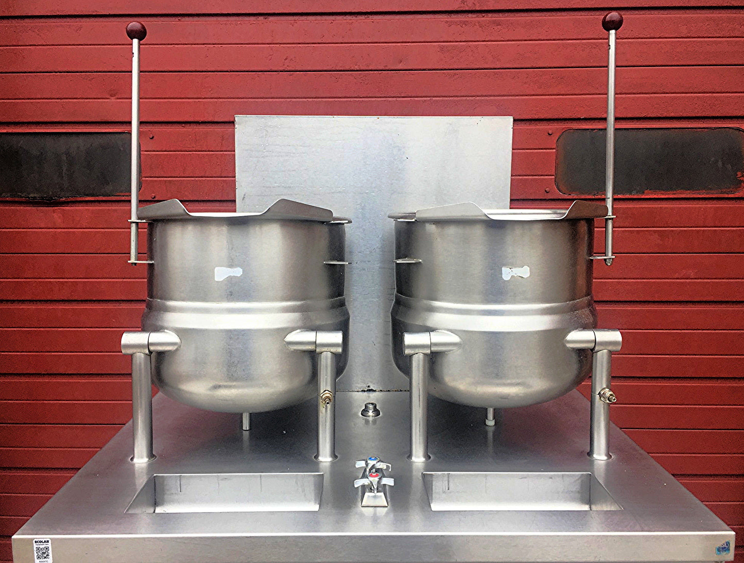 SOUTHBEND GMT-10S-10 TWO 10 QUART KETTLE GAS STEAMER BOILER TILT JACKET STEAM