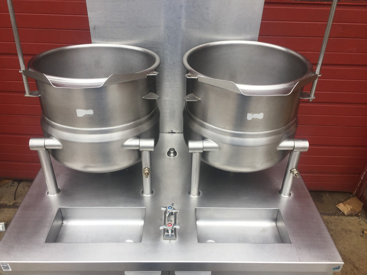 SOUTHBEND GMT-10S-10 TWO 10 QUART KETTLE GAS STEAMER BOILER TILT JACKET STEAM